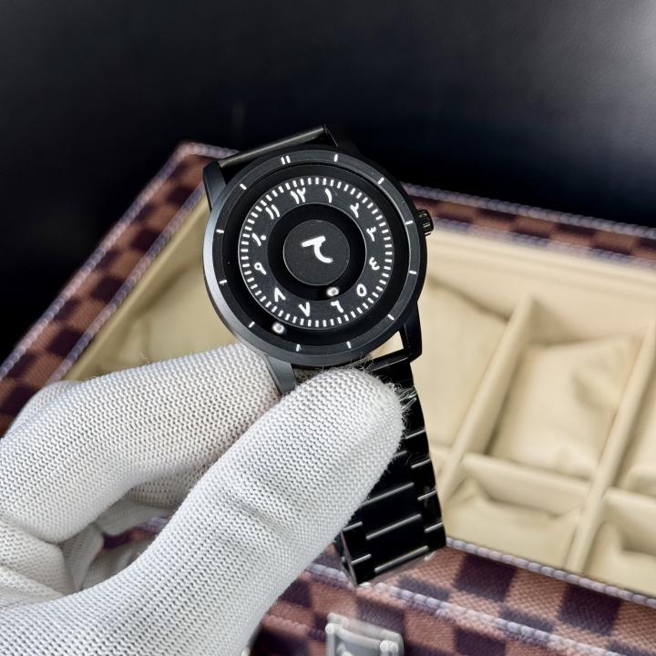 SABR MAGNETIC LUNA WATCH (BLACK)
