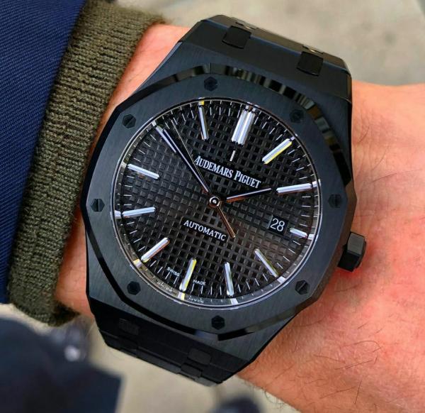 AUDEMARS PIGUET ROYAL OAK BLACK (CELL MODEL)
