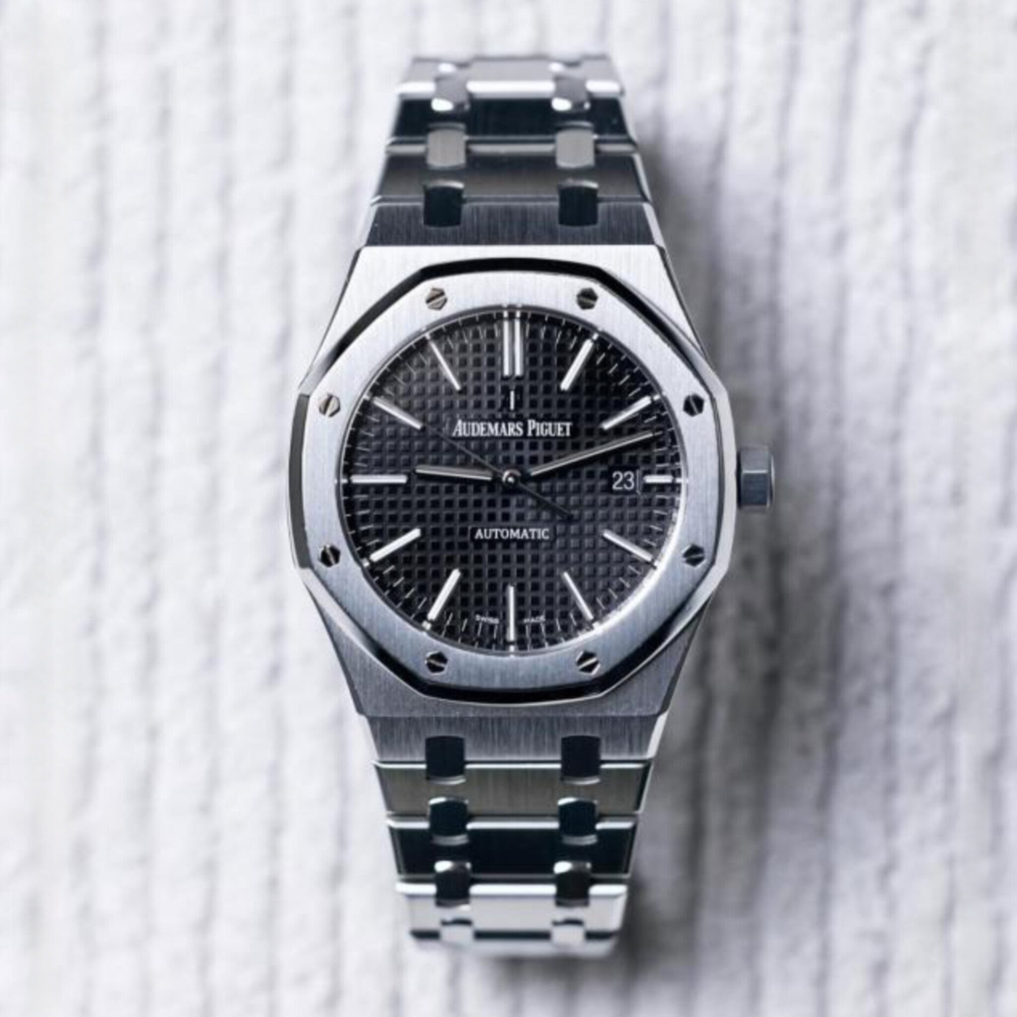 AUDEMARS PIGUET ROYAL OAK SILVER BLACK (AUTOMATIC)
