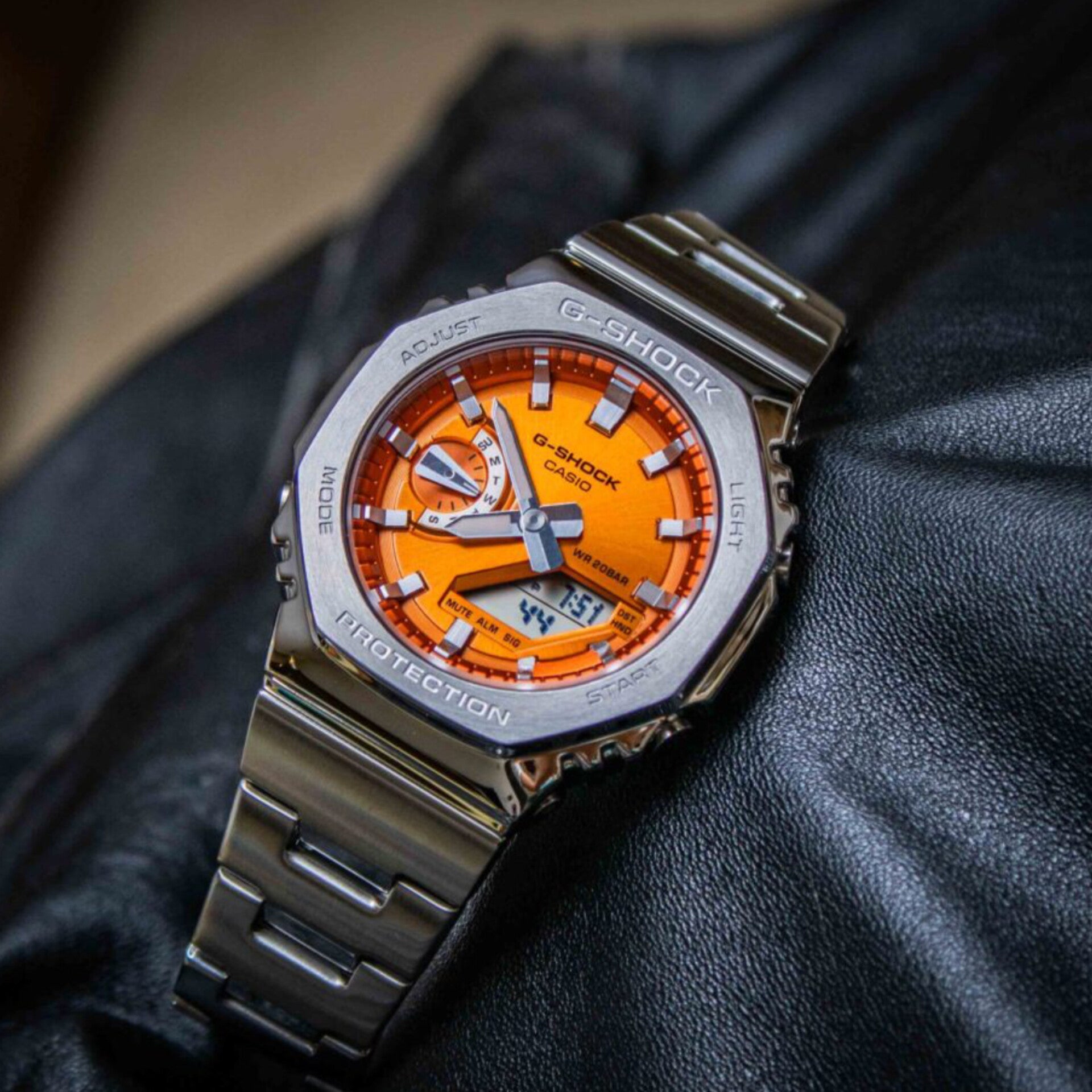 G-SHOCK GM-2110D-3AER METAL WATCH (SILVER ORANGE) WITH ORIGINAL METAL BOX