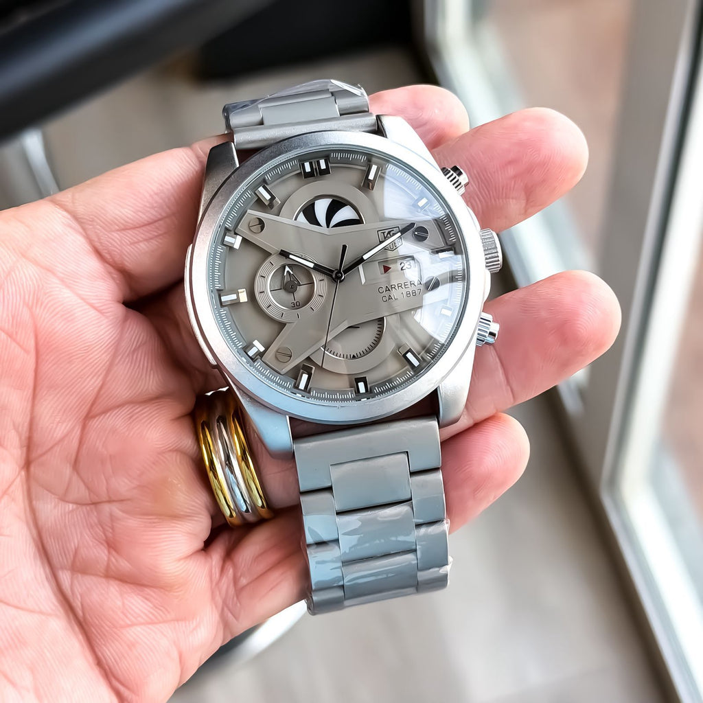 TAG HEUER CR7 DIAGNO GREY CHRONOGRAPH WATCH WITH METAL BELT