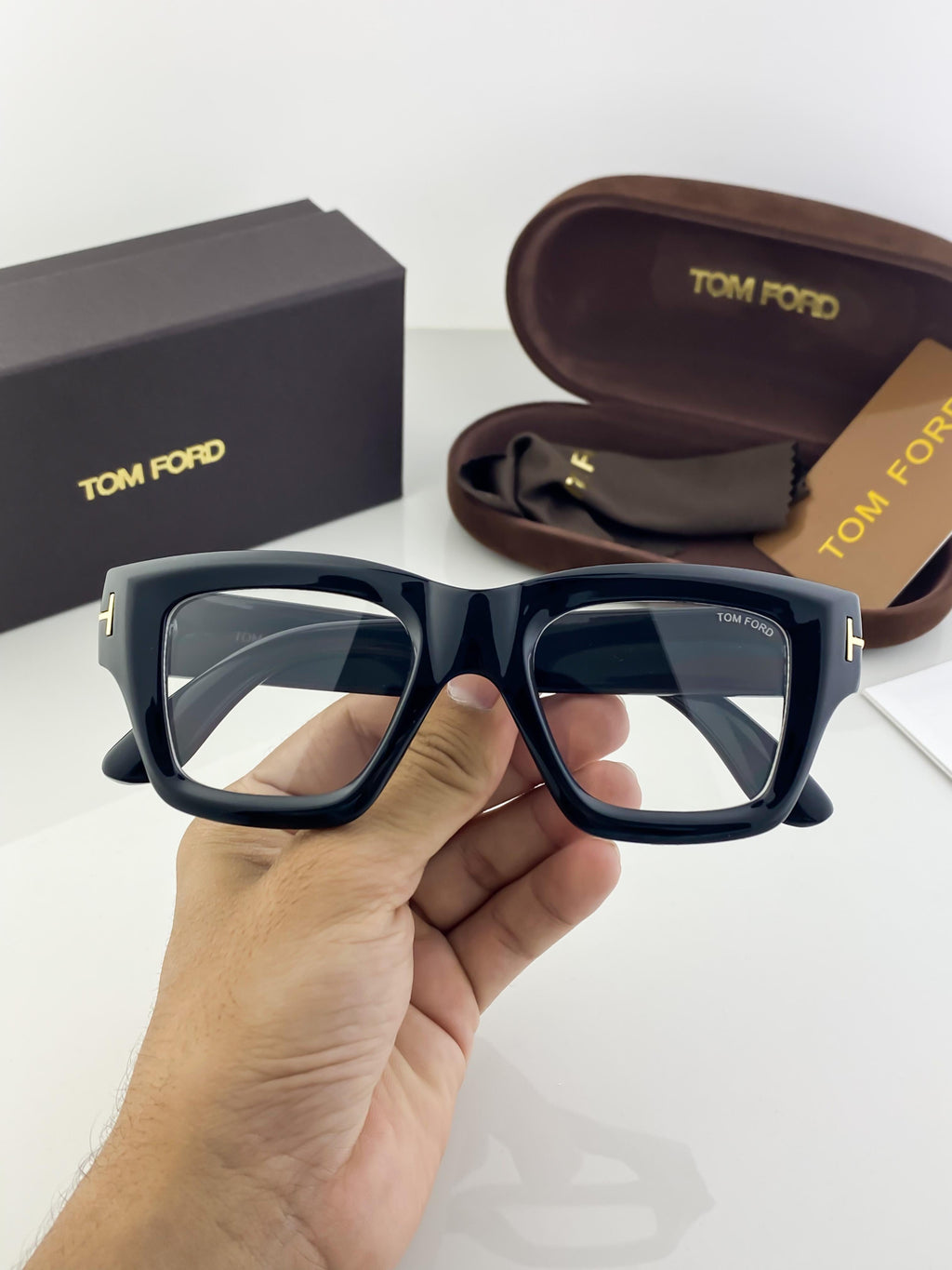 TOM FORD SUNGLASSES WITH ORIGINAL BOX AND KIT