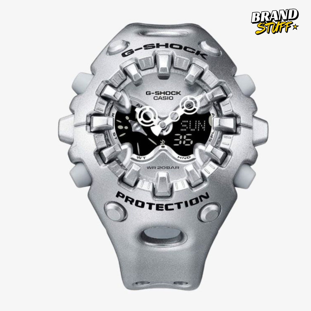 G-SHOCK GA-V01-1ADR ANALOG-DIGITAL BLACK DIAL WITH ORIGINAL METAL BOX