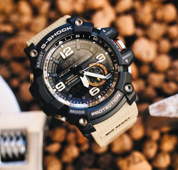 G SHOCK MUDMASTER GG - 1000 ANALOG-DIGITAL WATCH WITH ORIGINAL BOX