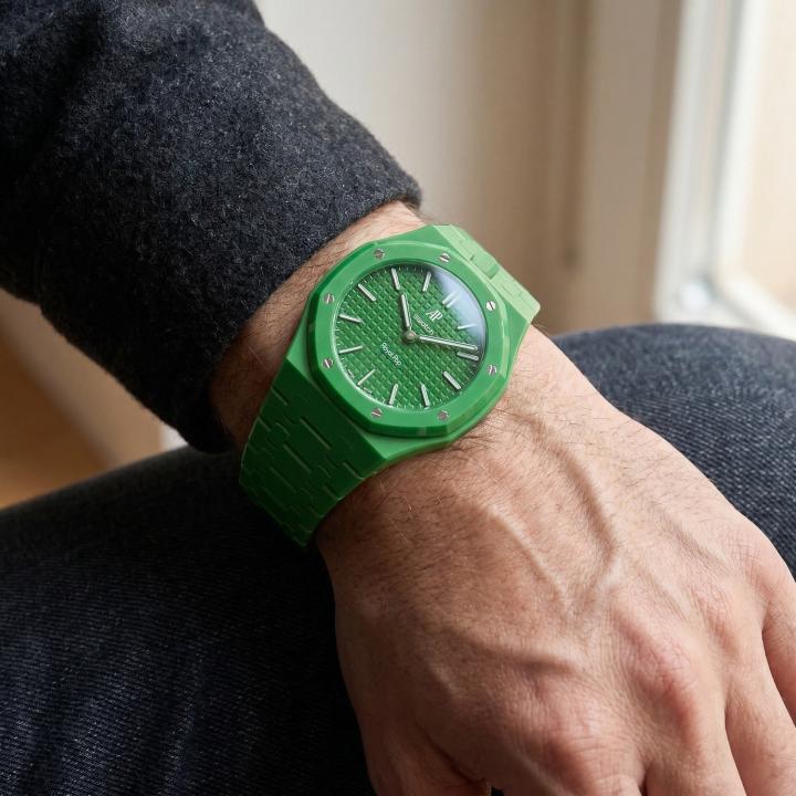 ROYAL POP AP X SWATCH WATCH