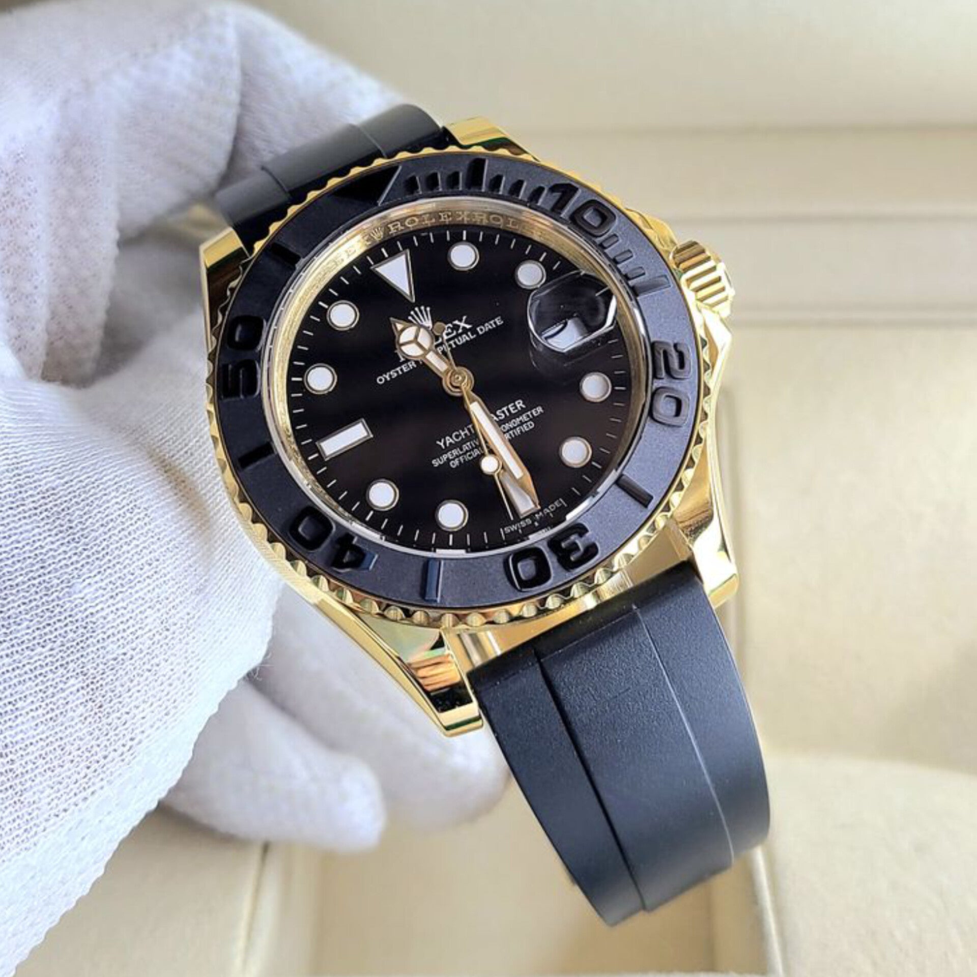 ROLEX YACHT MASTER GOLD (CELL MODEL)